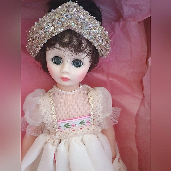 JOSEPHINE DOLL 12", " NAPOLEAN & JOSEPHINE " WITH TAG & ORIGINAL BOX - Picture 3 of 5